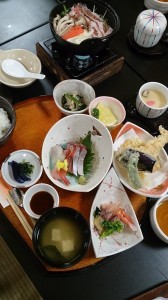 1932397_581775711900499_28804038_n