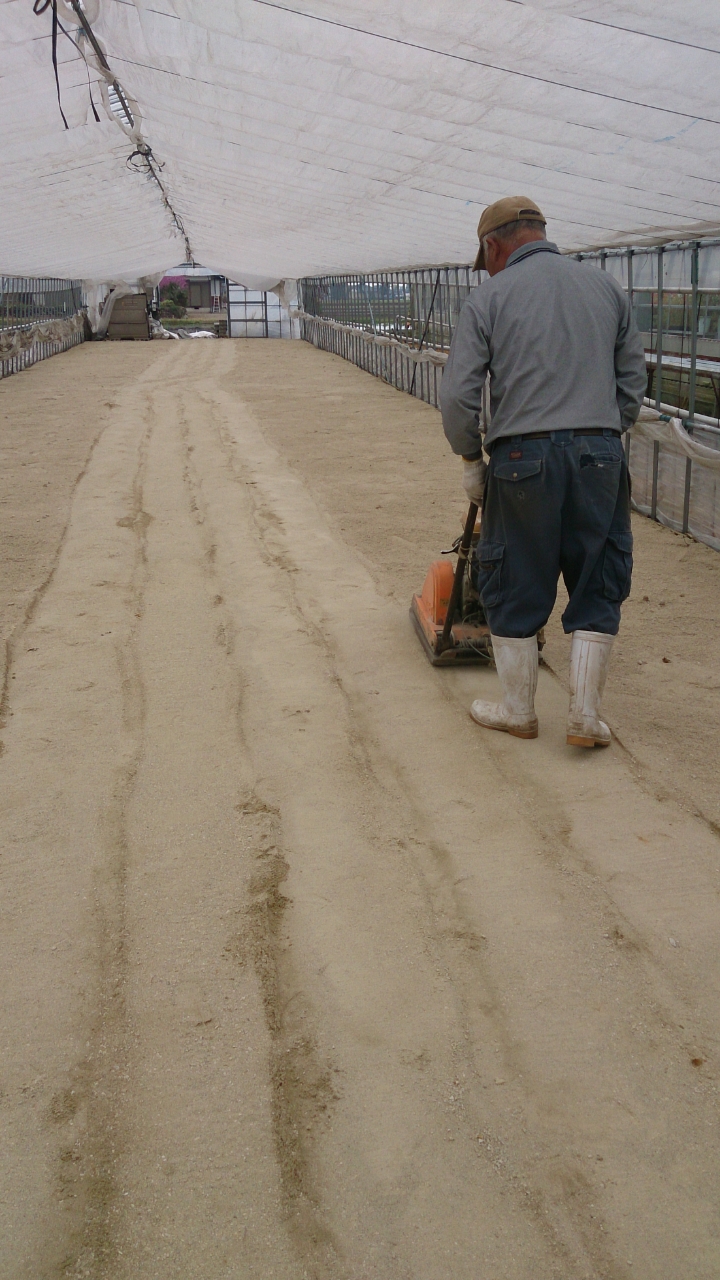 ハウス内リフォーム☆