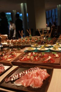 11233785_809695382441863_3204135240461894034_n