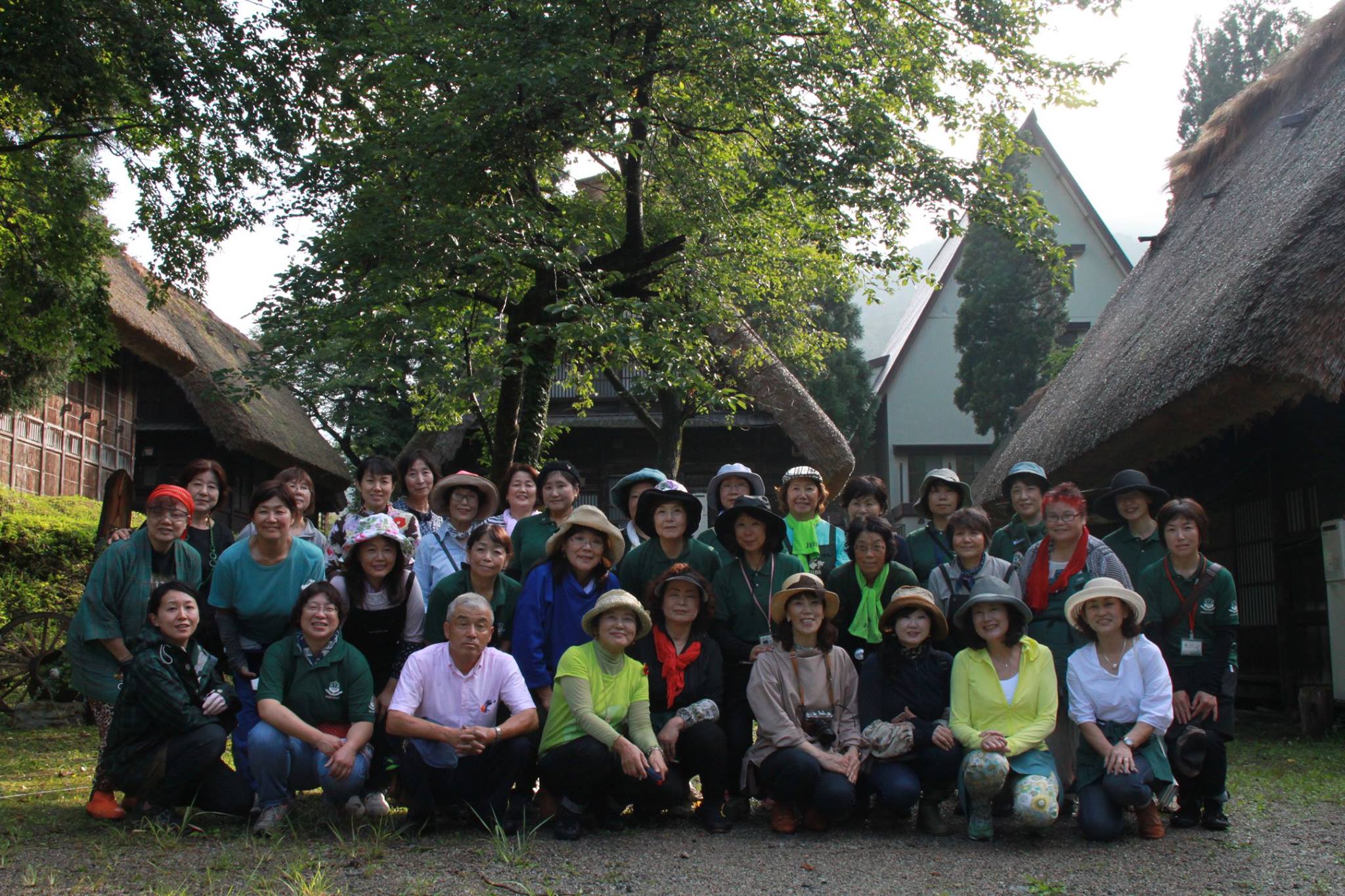 「ハンギングバスケット協会愛知県支部ブログ」にご紹介