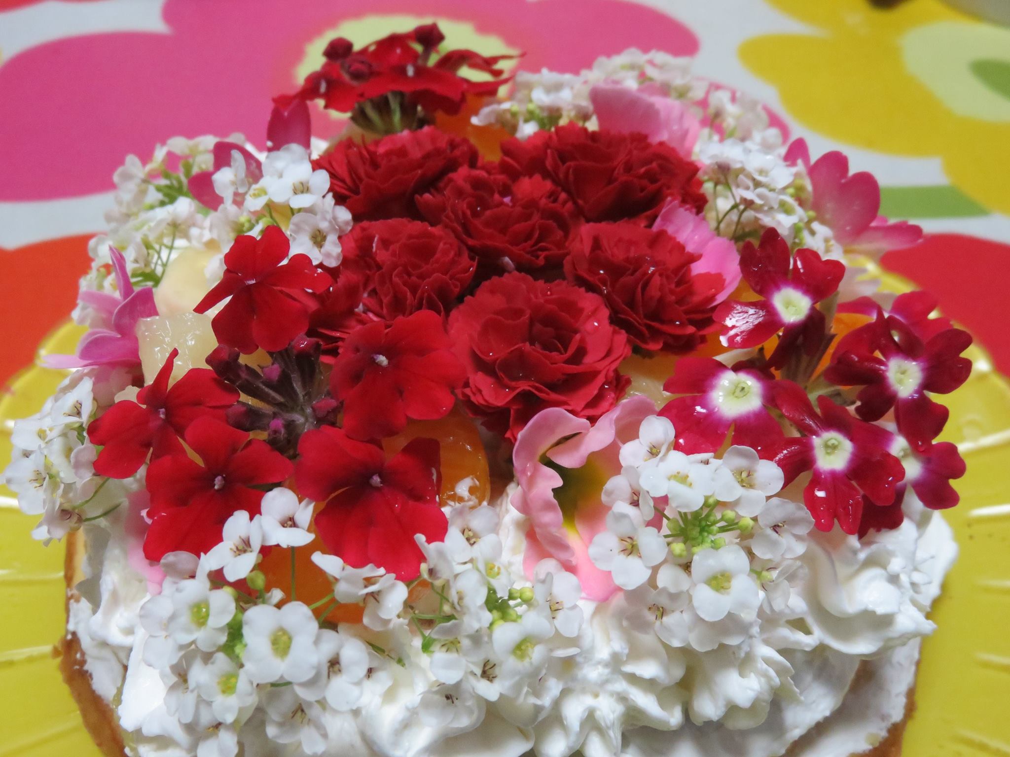 食べられるカーネーション♪