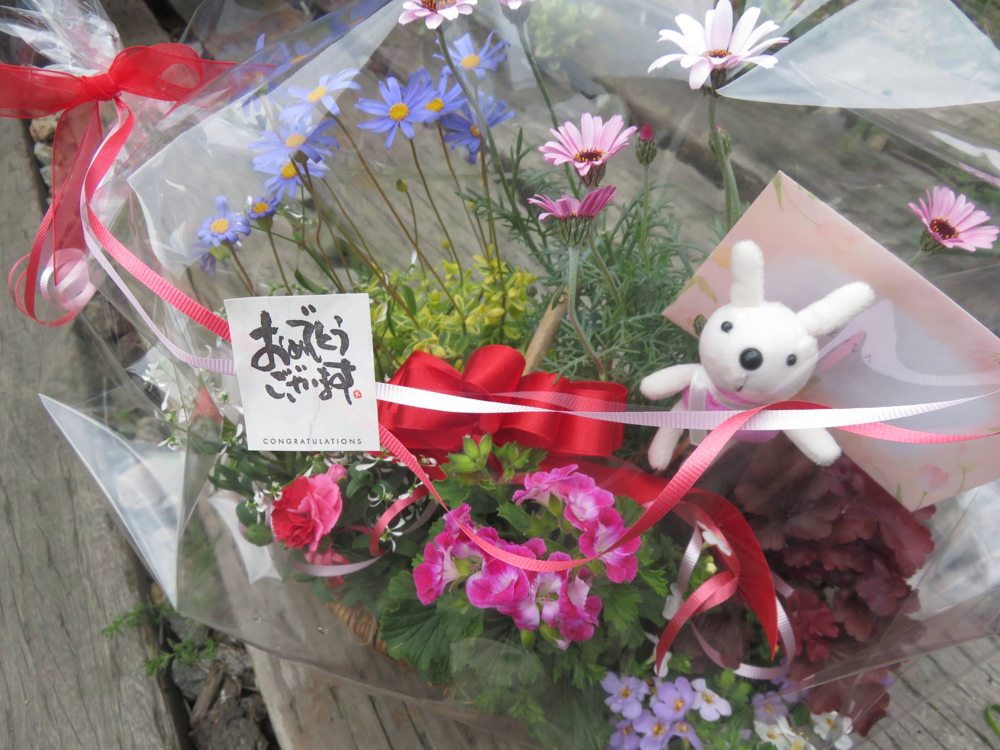 フラワーンダフルバスケット続々♪