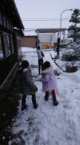 26551493_1556944277716966_1617185582_n