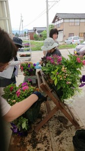 36241373_1749232038488188_8873379889252663296_n