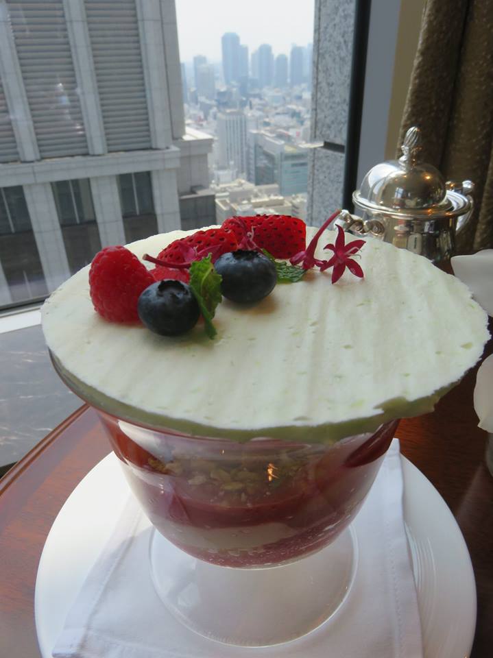 「シャングリラパフェ♪」