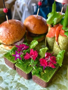 38301110_1657253897712649_5657027521506443264_n