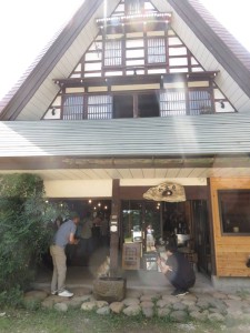 39388975_1833769776701080_5659260195830759424_n