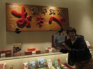 44750577_1920318844712839_5775105767430422528_n