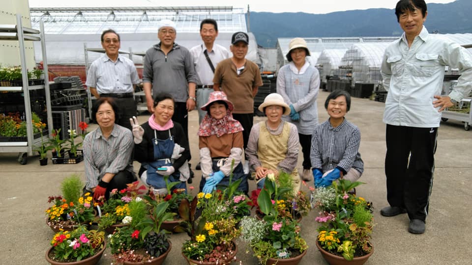 近所のおじちゃんおばちゃん