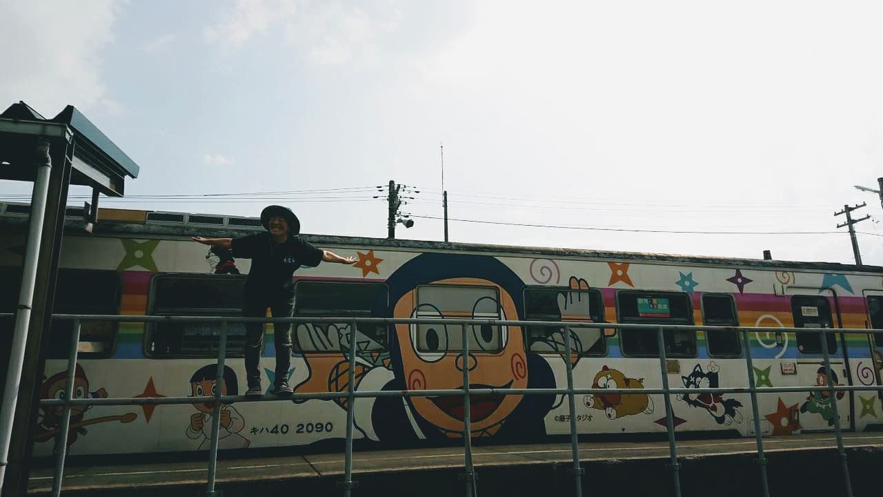 城端駅の水やり当番で