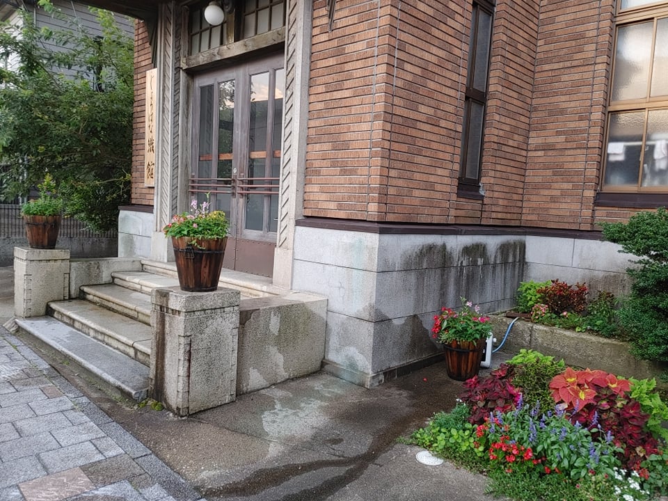 じょうはな織館植栽完了！！