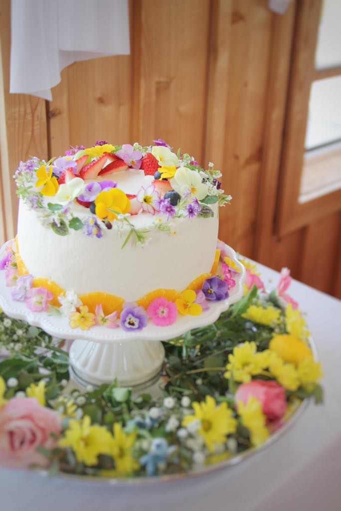 ウェディングケーキに♡