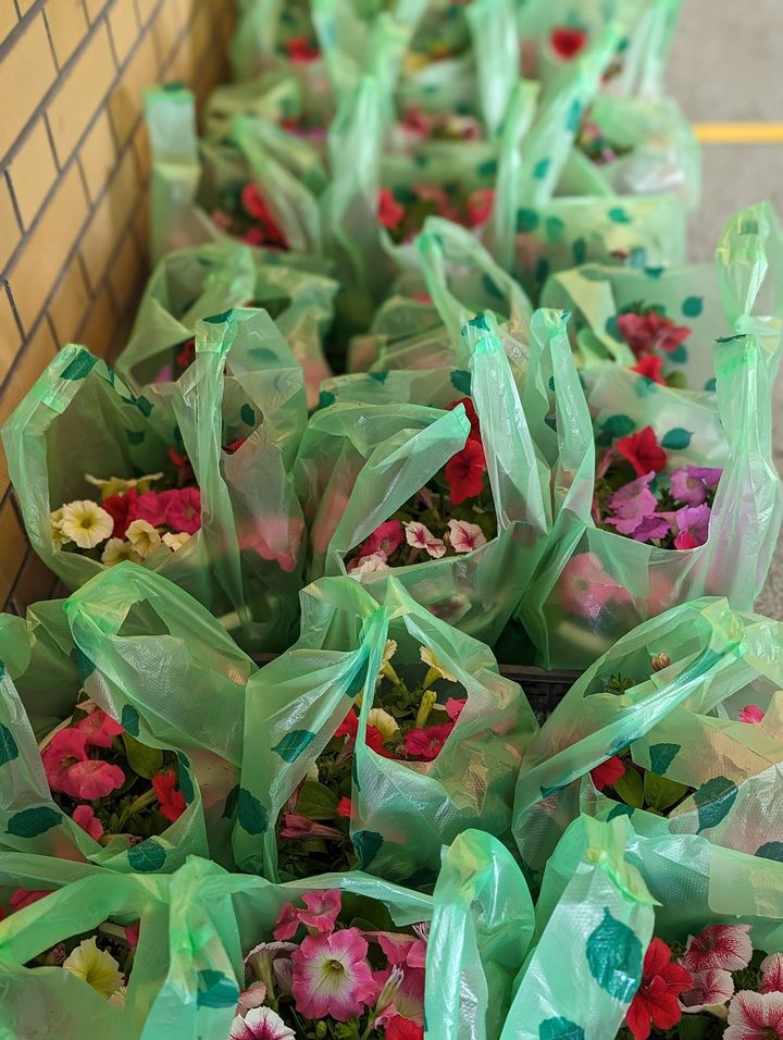 ゴルフコンペ景品納品♪