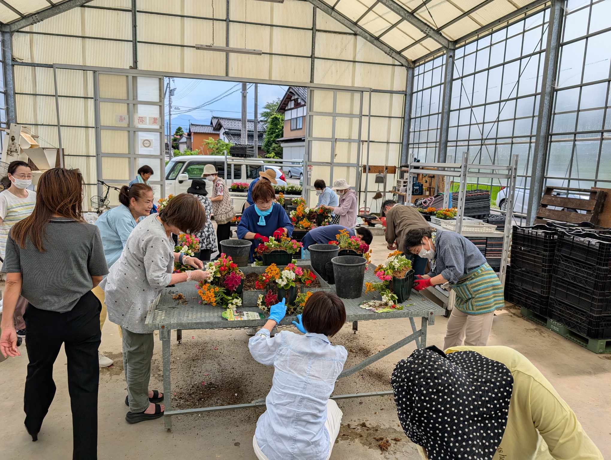 大所帯ハンギングバスケット教室