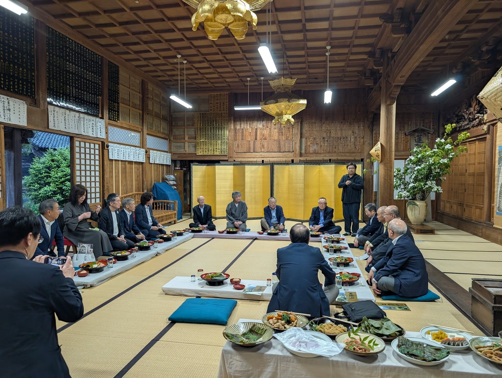 棟方志功をつなぐ文化連携が